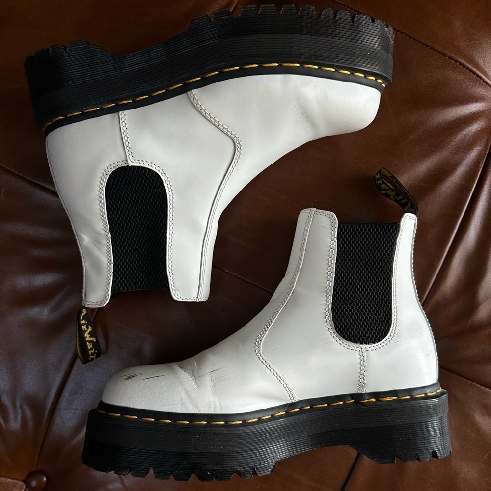 2976 Dr. Martens Platform Chelsea Boot
